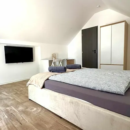 Brothers House Vakantiehuis Balatonszarszo