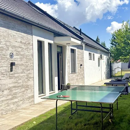 Brothers House Vakantiehuis Balatonszarszo