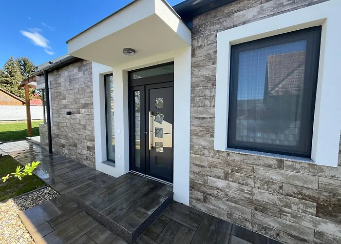 Brothers House بيت للعطل بالاتونسزارسكو