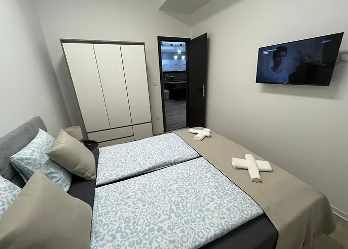 Brothers House بيت للعطل
